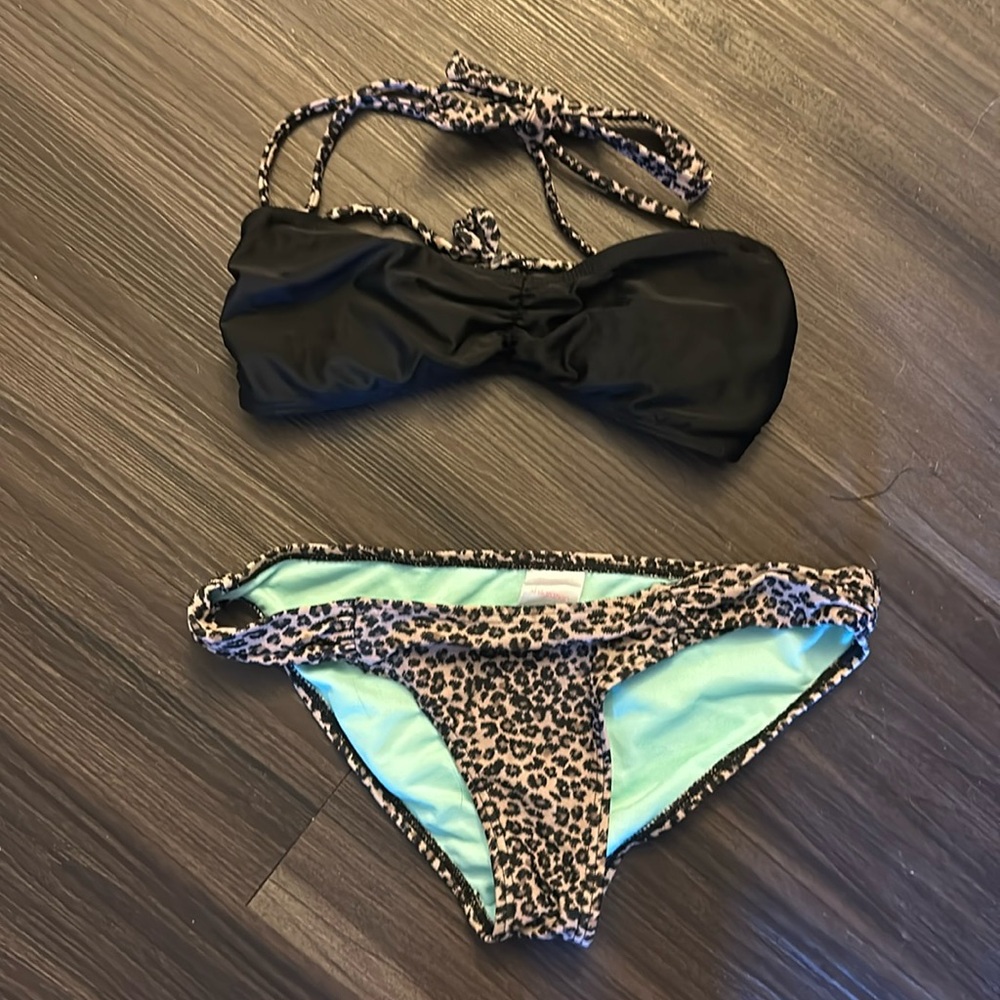 Bathing suit